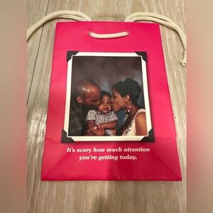 4.5x6 Sm Pink Awkward Family Photos Gift Bag